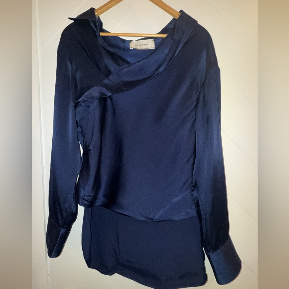 HELLESSY size 6 Stella Asymmetrical 100% Silk Draped Blouse 4” cuffs Navy $890 - Picture 5 of 11